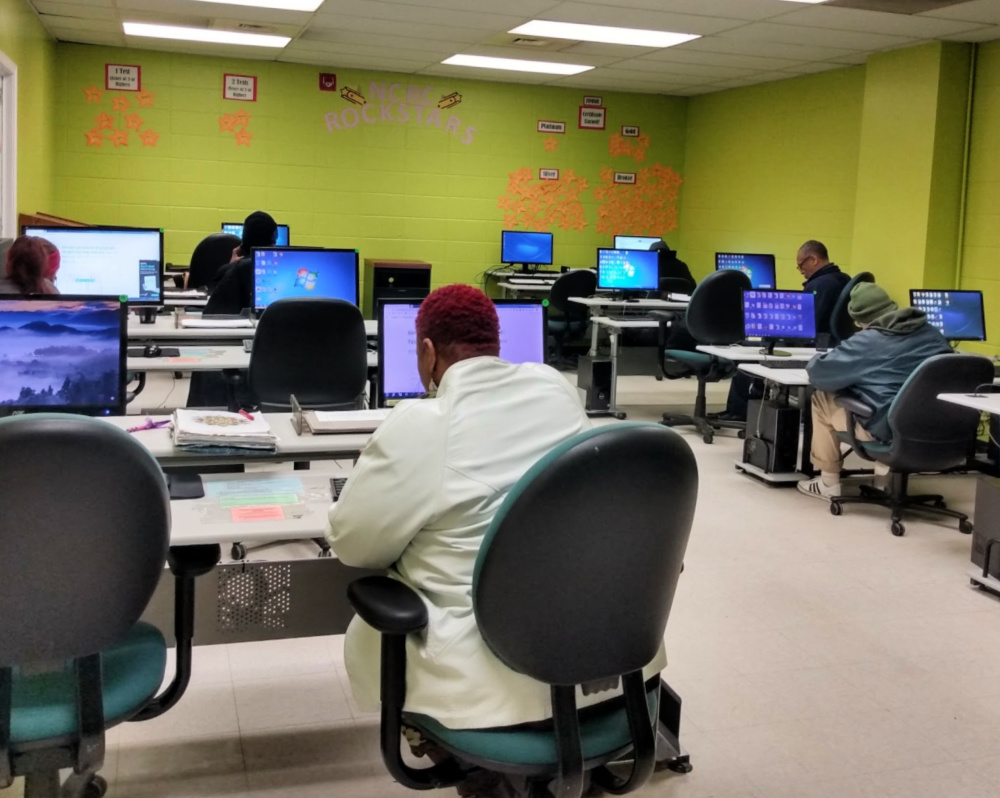 IKRON participants hard at work in the computer lab